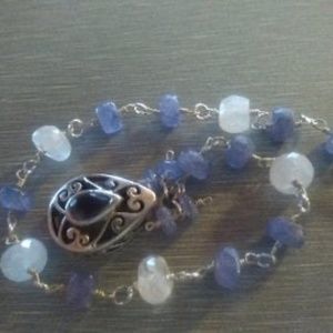 Tanzanite and Moonstone bracelet